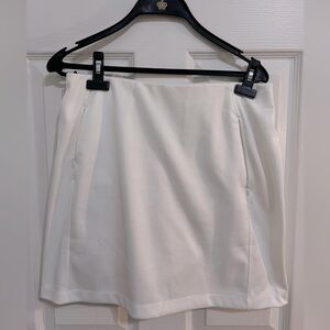 NWT Tory Burch NEW White Golf Skirt Womens Medium Athletic Casual